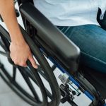 Le tribunal judiciaire de Créteil se dote d’un élévateur pour les personnes à mobilité réduite