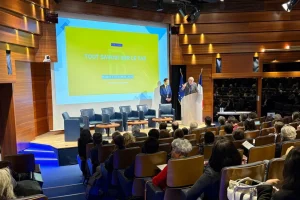 Cette nouvelle motion a été rédigée à l’occasion d’une journée dédiée aux entreprises, mardi 7 octobre.