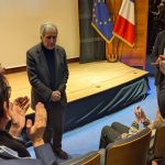 Costa-Gavras au Festival du film judiciaire : « Si la justice cesse, ne serait-ce que brièvement, la démocratie commence à souffrir »