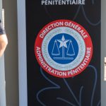 Trafic de cigarettes depuis la prison de Fleury-Mérogis : le surveillant reconnaît les faits, le rôle de la directrice financière au cœur des débats