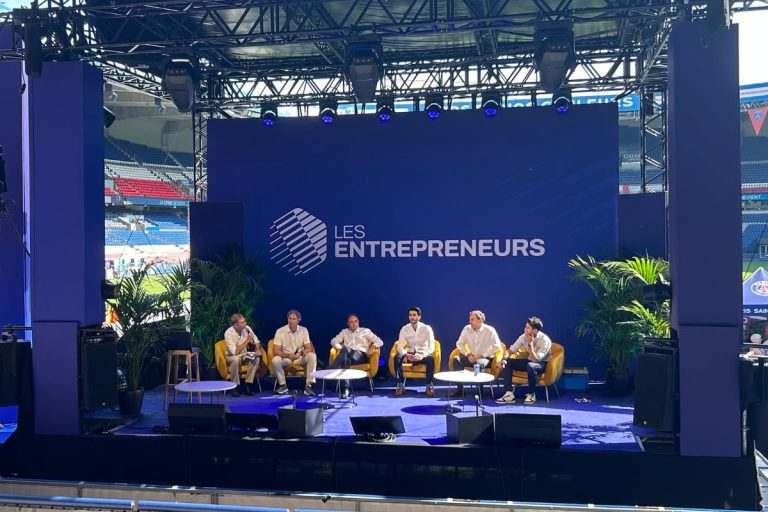 jeudi 25 juin 2026 de la plénière « IA : la France peut-elle encore devenir une puissance mondiale ? », organisée dans le cadre de la Grande Assemblée des Entrepreneurs de la CPME au Parc des Princes.