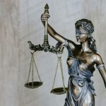 Accès aux droits et aux soins : Paris renforce l’accompagnement des publics fragiles