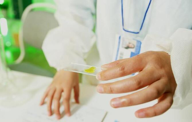 Huit chercheuses de Paris-Saclay parmi les lauréates du Prix jeunes talents pour les femmes et la science